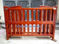 Giường cũi gỗ thông quế 